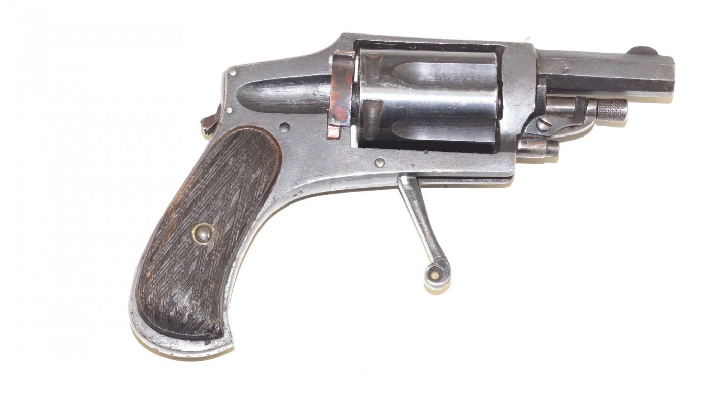 Revolver de poche type Bulldog à système Hammerless. 5 c…
